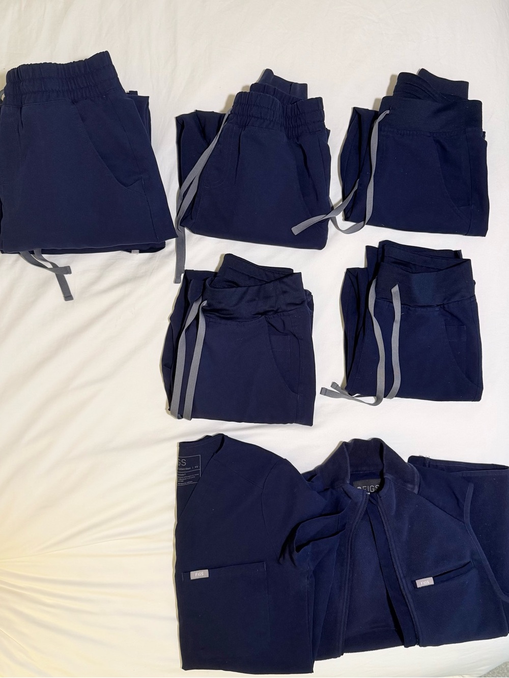 Figs navy scrubs